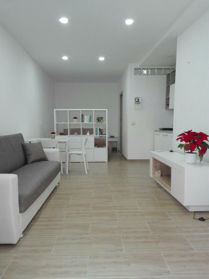 Ferienwohnung Al Centro Di Cagliari Exterior foto