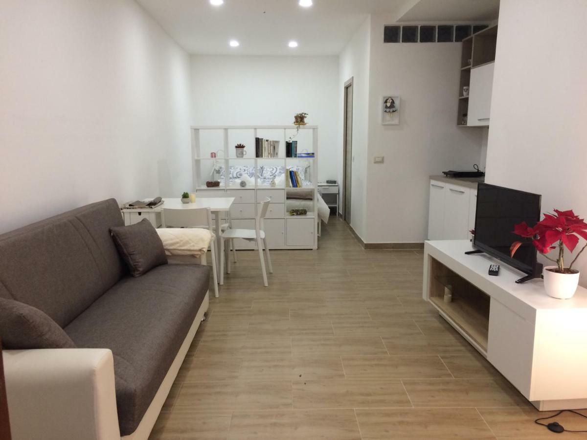 Ferienwohnung Al Centro Di Cagliari Exterior foto